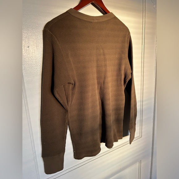 Filson Women’s Waffle Knit Thermal Crewneck - Picture 4 of 11